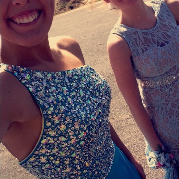 Mori Lee prom dress - Picture 5 of 5